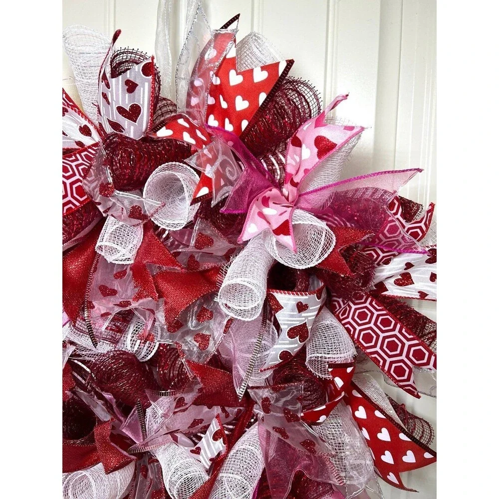 Handmade 22” Valentine’s Day Ribbon Mesh Wreath Hearts in Red & Pink w23